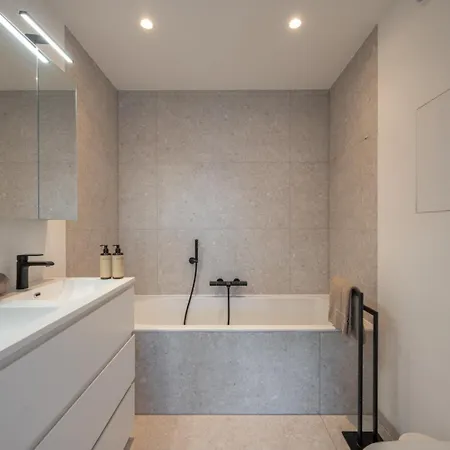 Appartement Stunning Sea View For 4 With Parking *