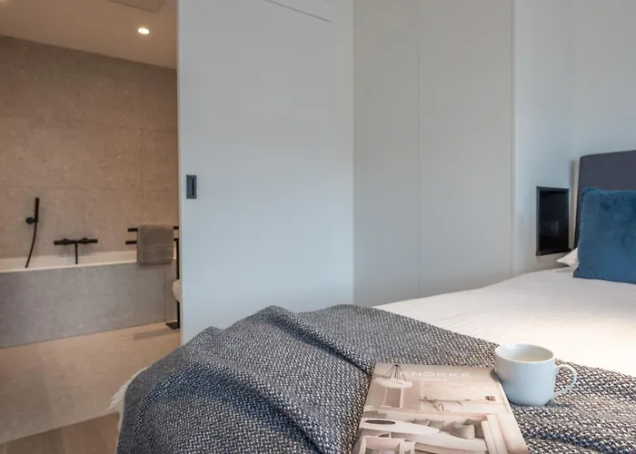 Stunning Sea View For 4 With Parking *