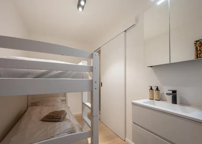 Stunning Sea View For 4 With Parking *